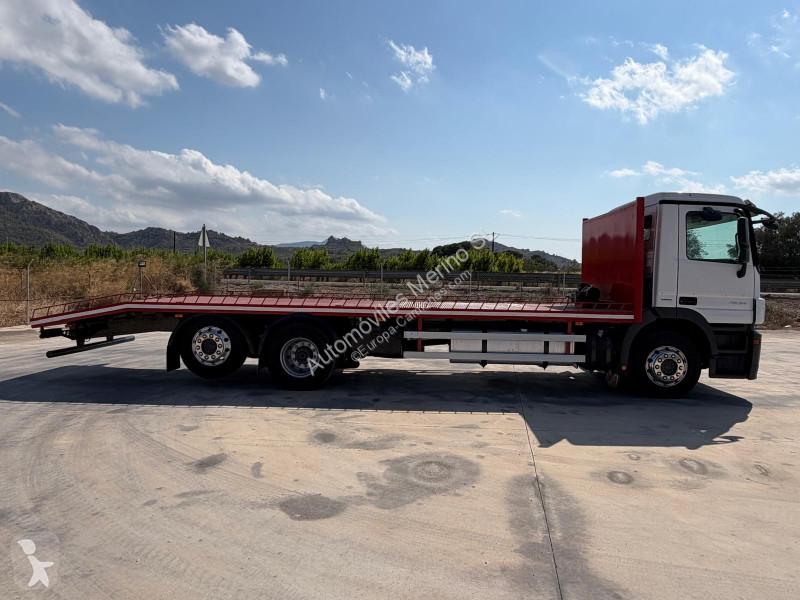 شاحنة Mercedes ACTROS 2532