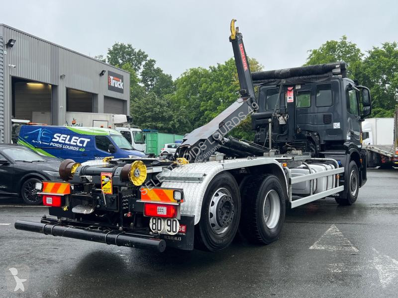 شاحنة Iveco 260 S 46