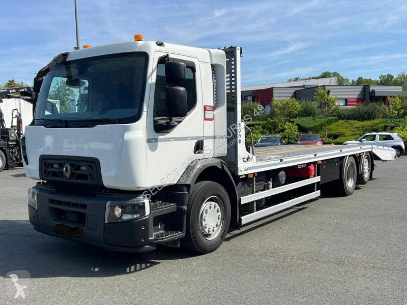 شاحنة Renault 320 6X2