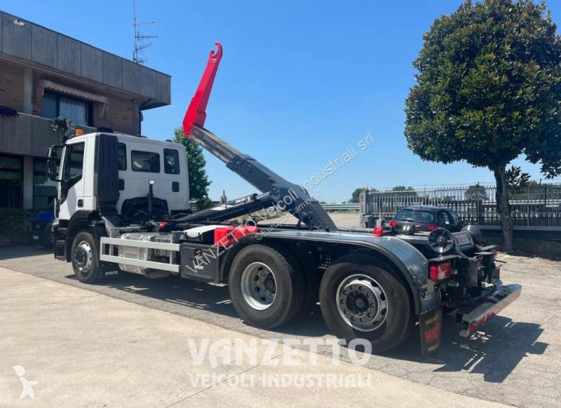 شاحنة Iveco