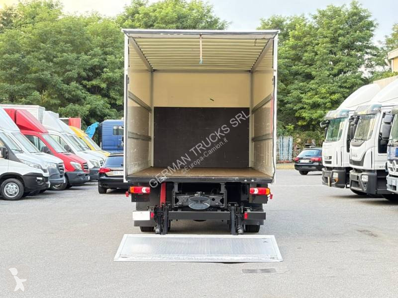شاحنة Iveco