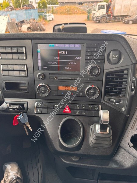 شاحنة Mercedes 2545 6X2 BDF mit Kompressor...