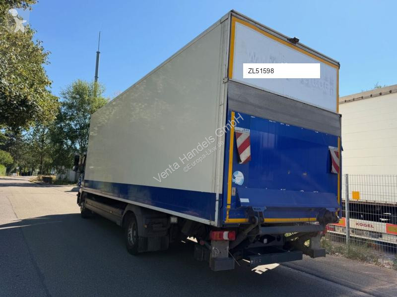 Mercedes 1218 truck