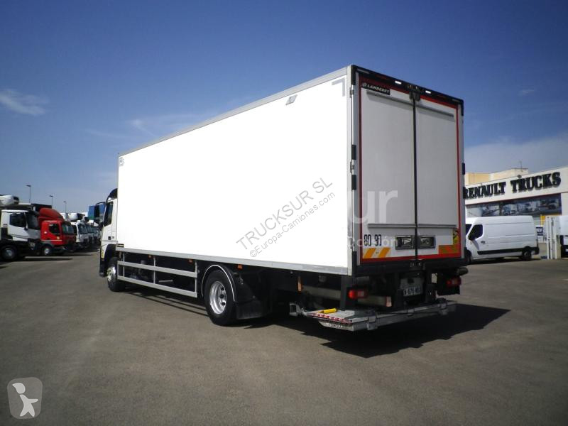 شاحنة Volvo 330.18