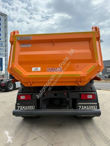 شاحنة Iveco