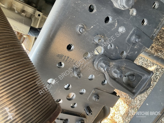 Kamión Mercedes 5 3343 KN-GRND