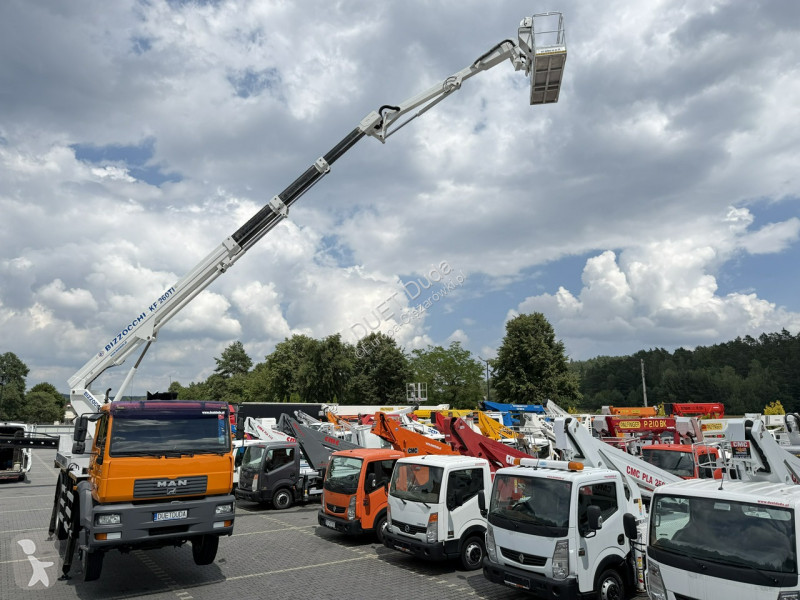 Camion MAN LE 14.220B 4x4 Zwyżka Bizzocchi KF...