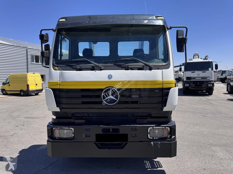 شاحنة Mercedes k