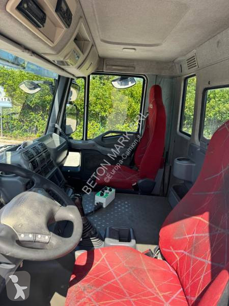 شاحنة Iveco