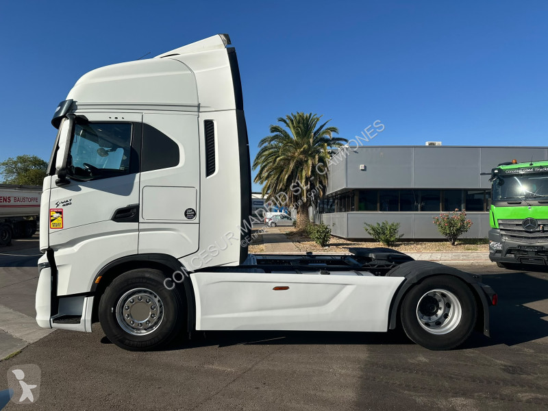 Camión Iveco S-Way AS440STP