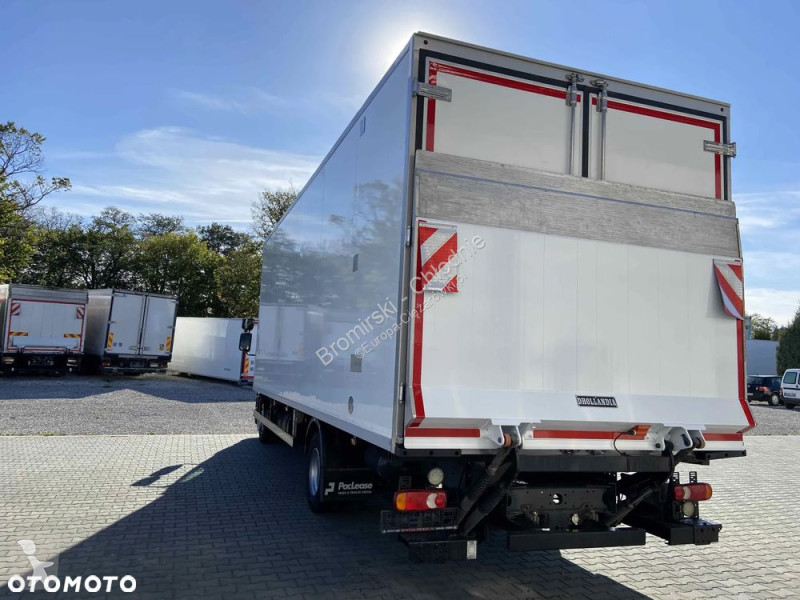 شاحنة DAF LF 220 CHŁODNIA THERMO KING T R