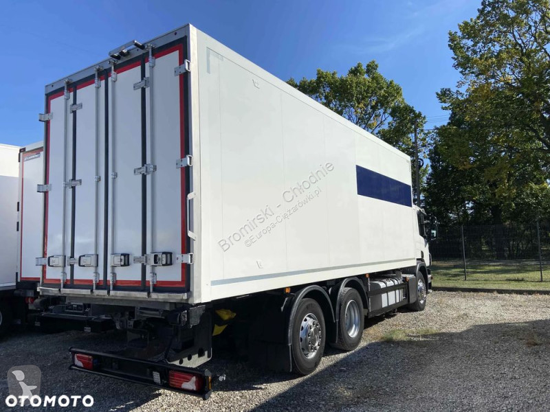 شاحنة Scania P 370 CHŁODNIA THERMO KIN T 1000 R...