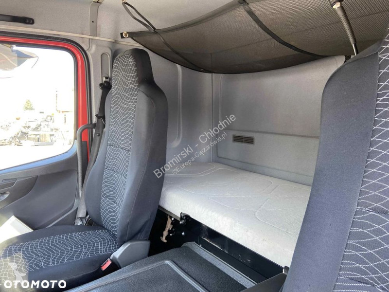 شاحنة Mercedes ATEGO CHŁODNIA CHEREAU DŁUGOŚĆ...