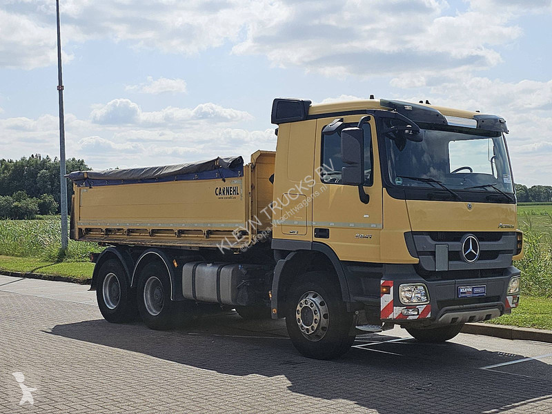 شاحنة Mercedes ACTROS 2641