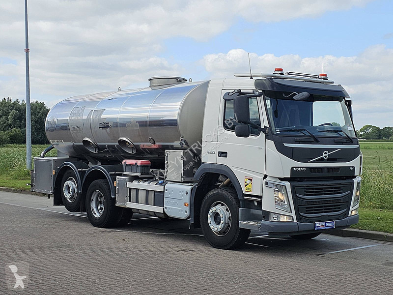 شاحنة Volvo 420 FOODTANK FOODSTUFF