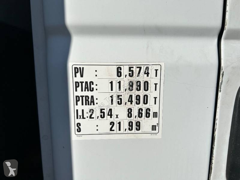 شاحنة Iveco