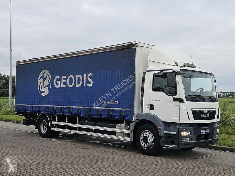 شاحنة MAN 18.340  3.000 KG TAILLIFT