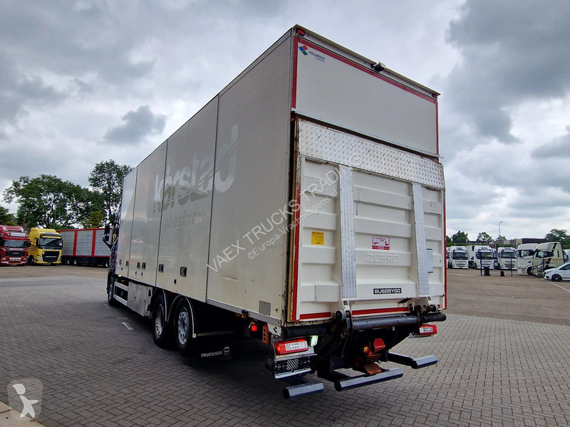 شاحنة Volvo 13460 6X2 - full air - WB600 -...