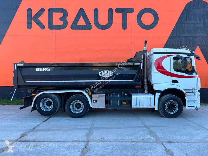شاحنة Mercedes 2836 6x2 BOX L=5592 mm