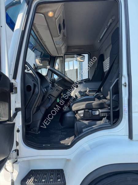 شاحنة Iveco