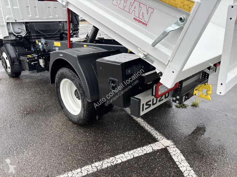 شاحنة Isuzu BENNE 3400 M27 F GENERATION 2...
