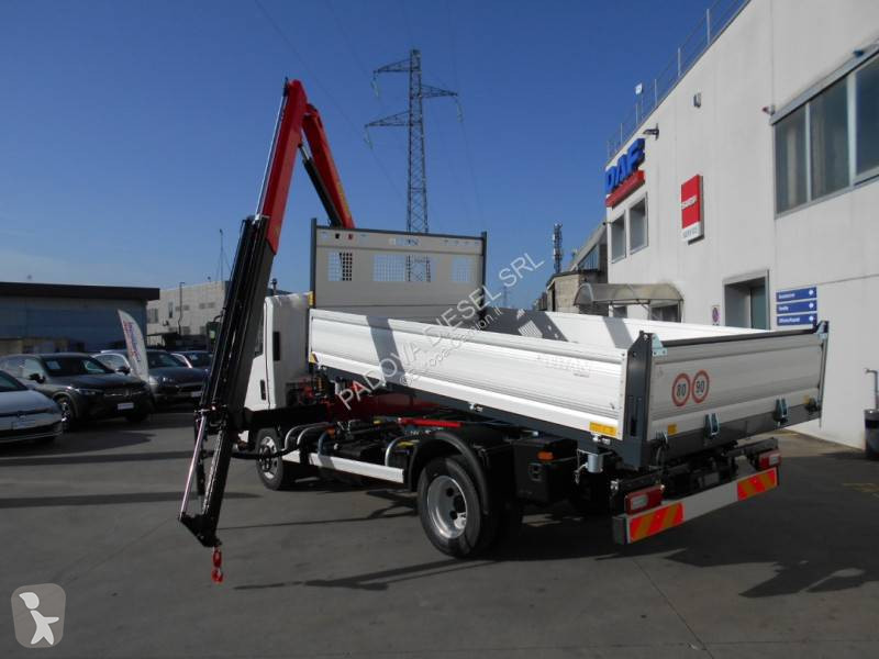 Грузовик Isuzu