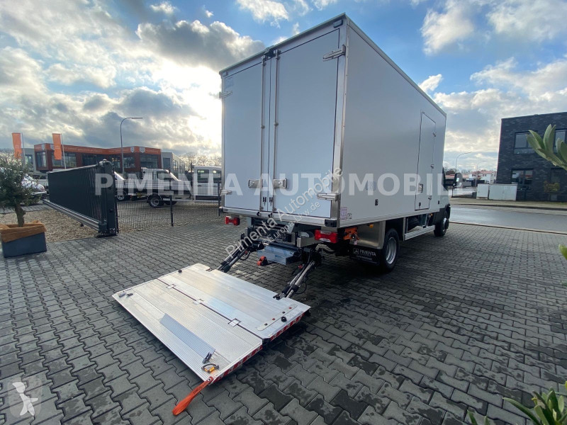 شاحنة Iveco 70C18A8P TK AUT LUFTFED ROHRBAHNEN...