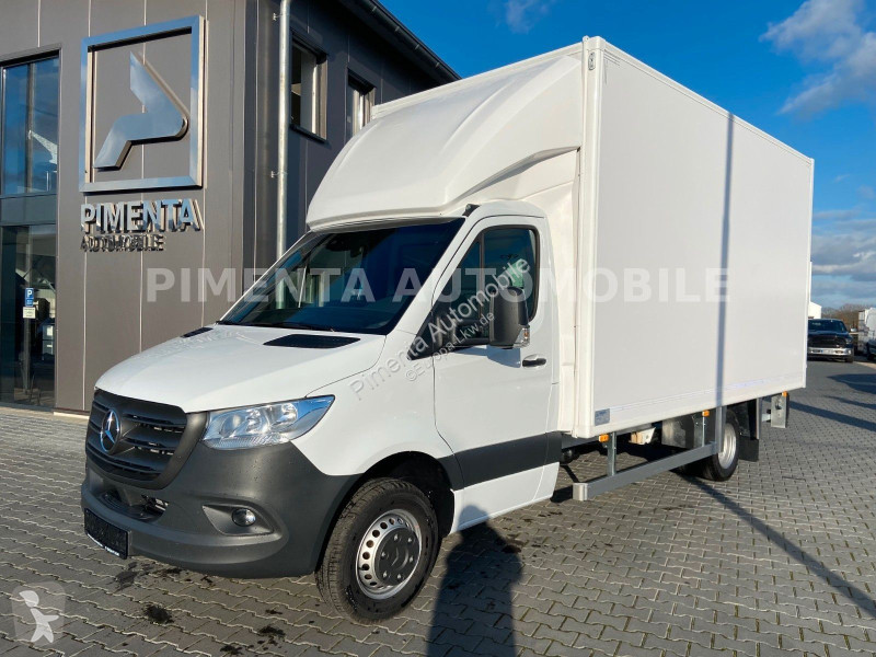 شاحنة Mercedes 517 5t TRANSPORTKOFFER 2,40mH...