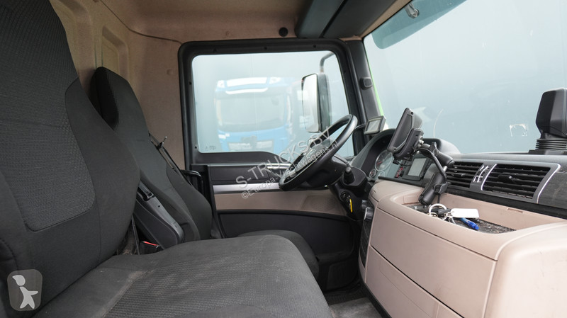 شاحنة  1824 electric chassis truck 188.300km