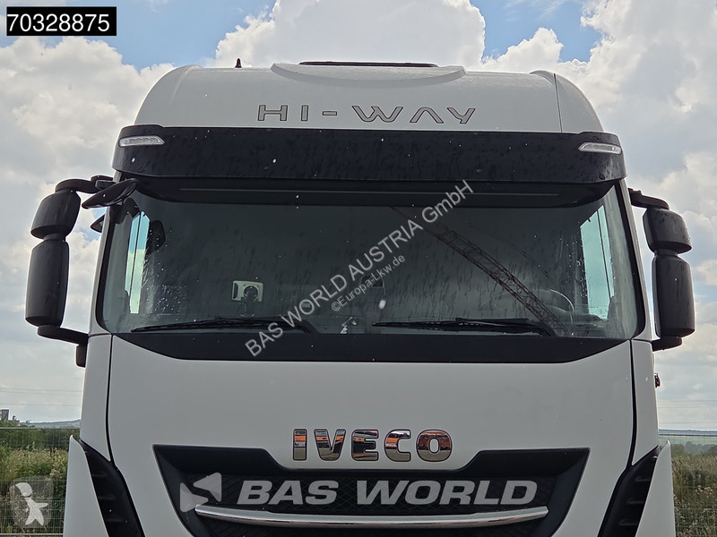 شاحنة Iveco 420 4X2 18t Driving School Manual...