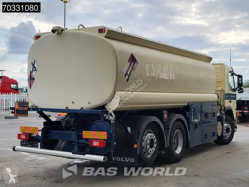 شاحنة Volvo 360 6X2 Esterer Fuel tanker 20.180...