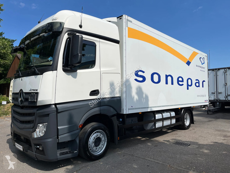 شاحنة Mercedes 1842 4-ACHS ZUG SCHMITZ KOFFER...