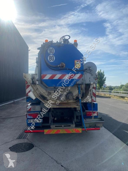 شاحنة MAN Truck Truck Tanker Waste 3 Axles