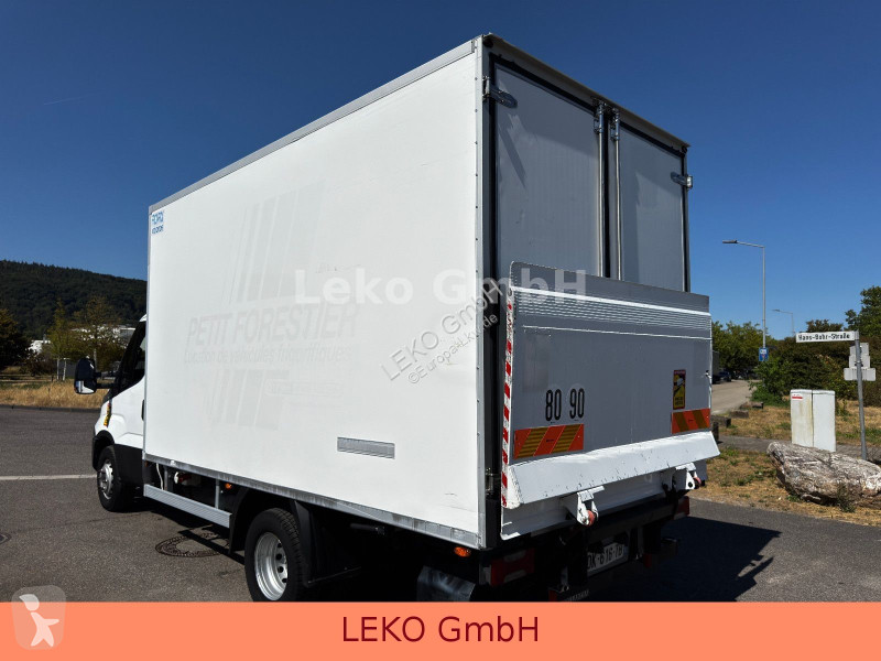 شاحنة Iveco 70C17 Mit Carrier Pulsor 600Mt