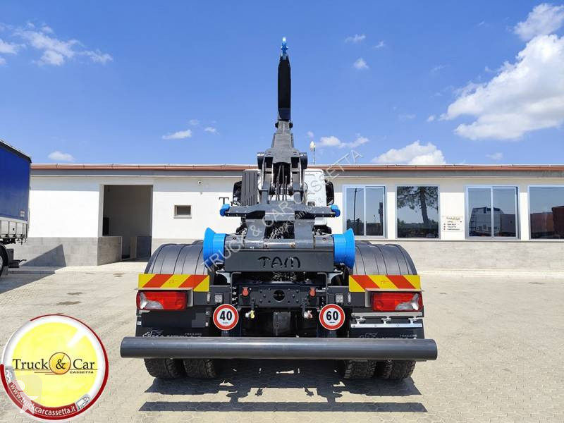 شاحنة Iveco