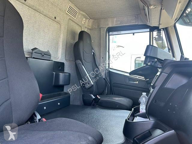 شاحنة Iveco
