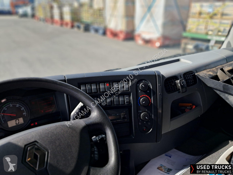 شاحنة Renault D Wide