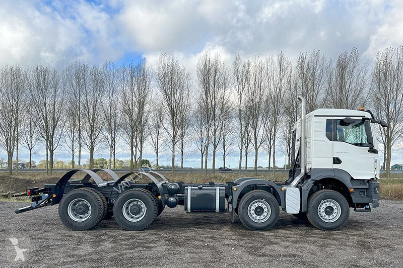 شاحنة MAN 41.400 BB CH Chassis Cabin (2 units)