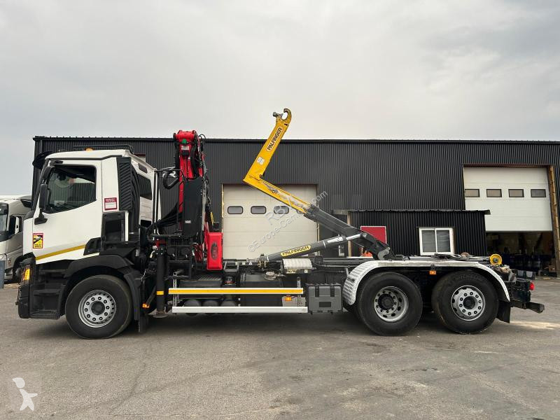 Camion Renault 440