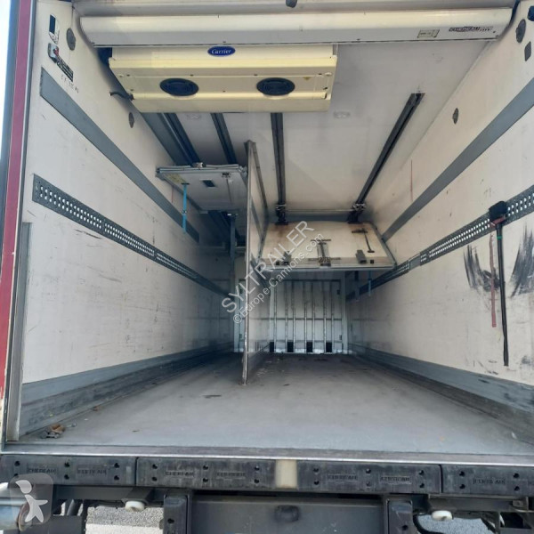 شاحنة Renault  D WIDE 320