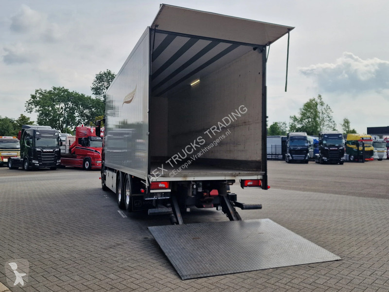 شاحنة Scania S520 V8 NS - full air - retarder-...
