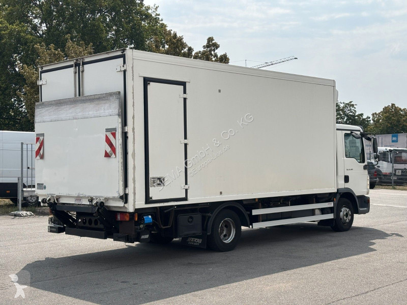 شاحنة MAN 12.180*TÜV*Thermoking...