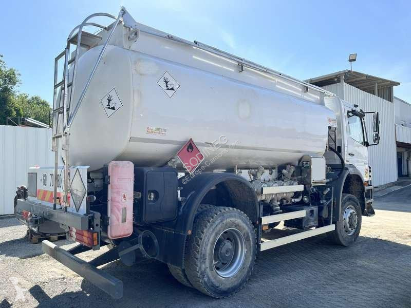شاحنة Mercedes  AXOR 1833 4X4