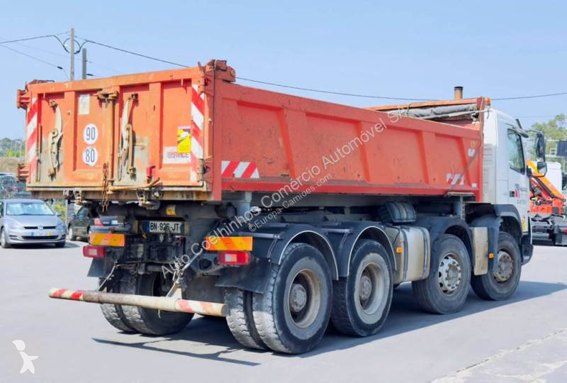 شاحنة Volvo