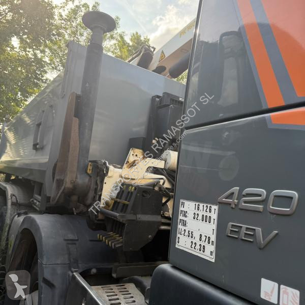 Camion Volvo 420