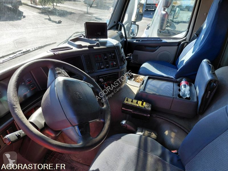 شاحنة Volvo FM