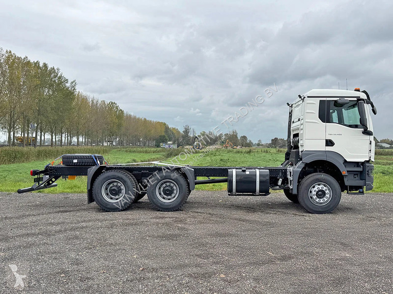 شاحنة MAN 33.400 BB CH Chassis Cabin (6 units)
