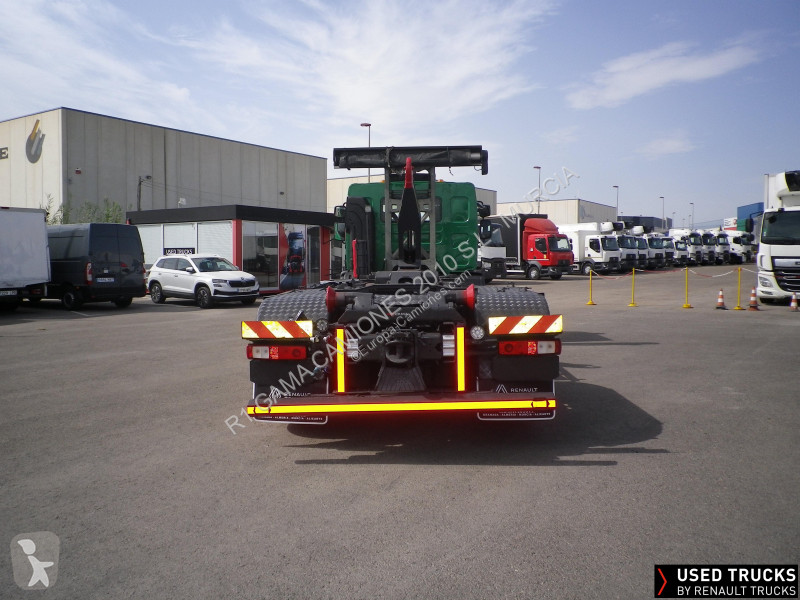 شاحنة Renault D Wide