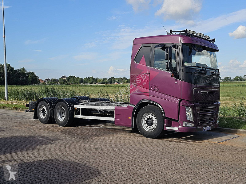 شاحنة Volvo 500 CLEAN CONDITION