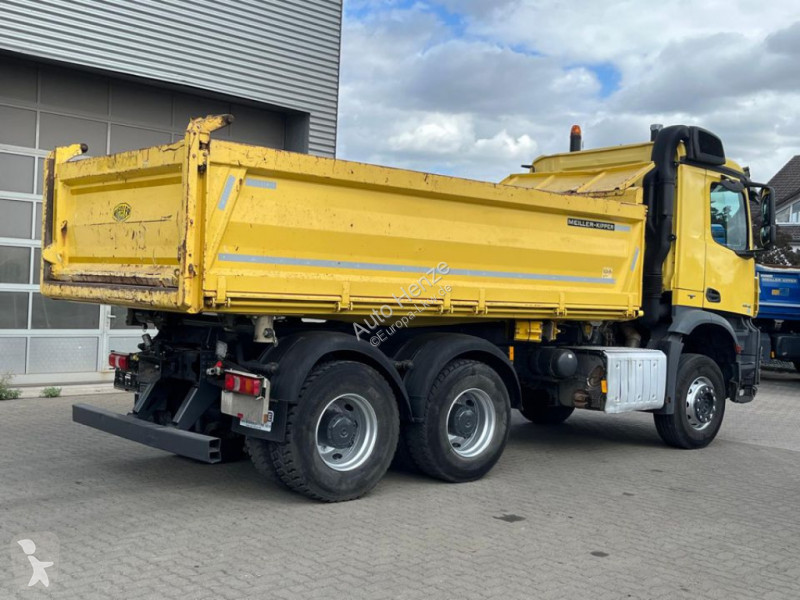 شاحنة Mercedes Arocs 2648 6x4 3-Achs Kipper...